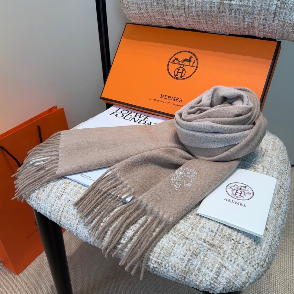 HERMES HERMES 25S SCARF 190 IN CASERE 854639