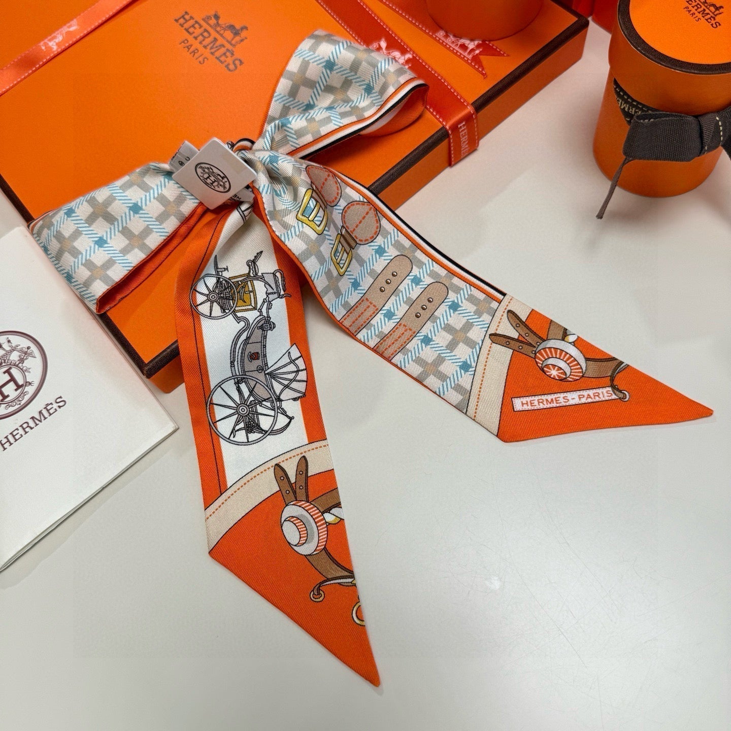 HERMES HERMES 25S SCARF 90 IN SILK 854955