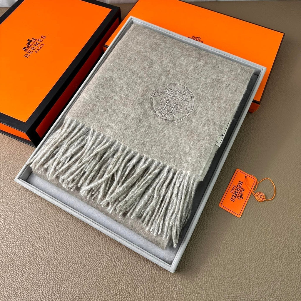 HERMES DOUBLE-FACE SCARF 200 CM IN GREY CASERE
