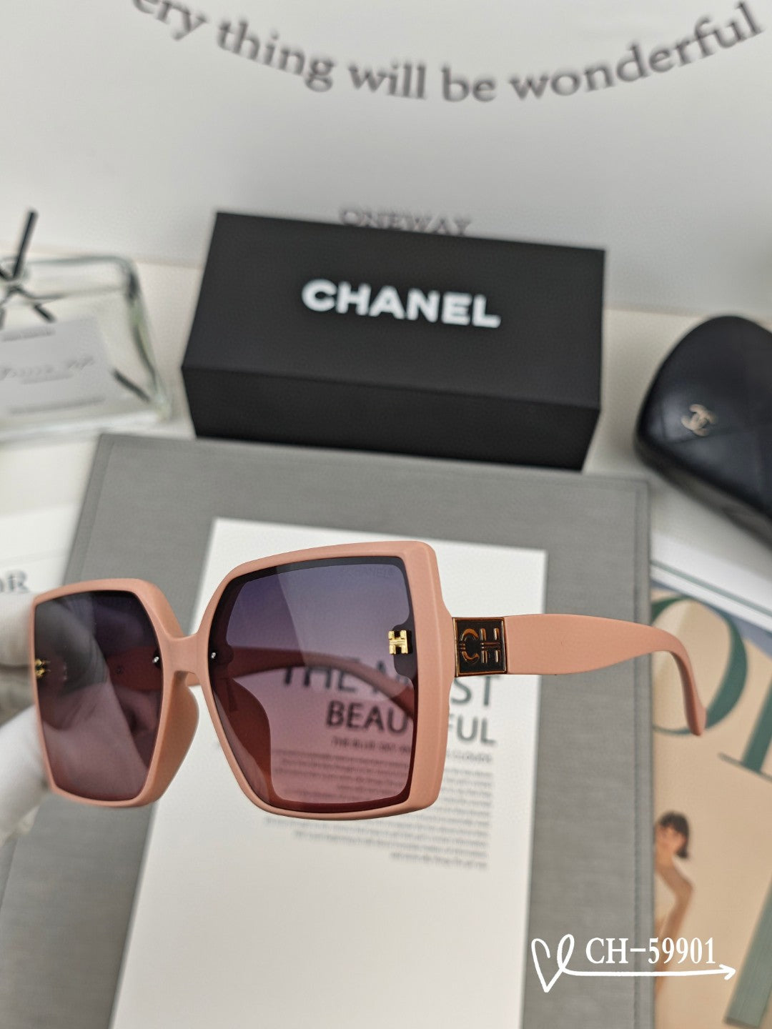 CHANEL SQUARE SUNGLASSES 59901 IN ACETATE