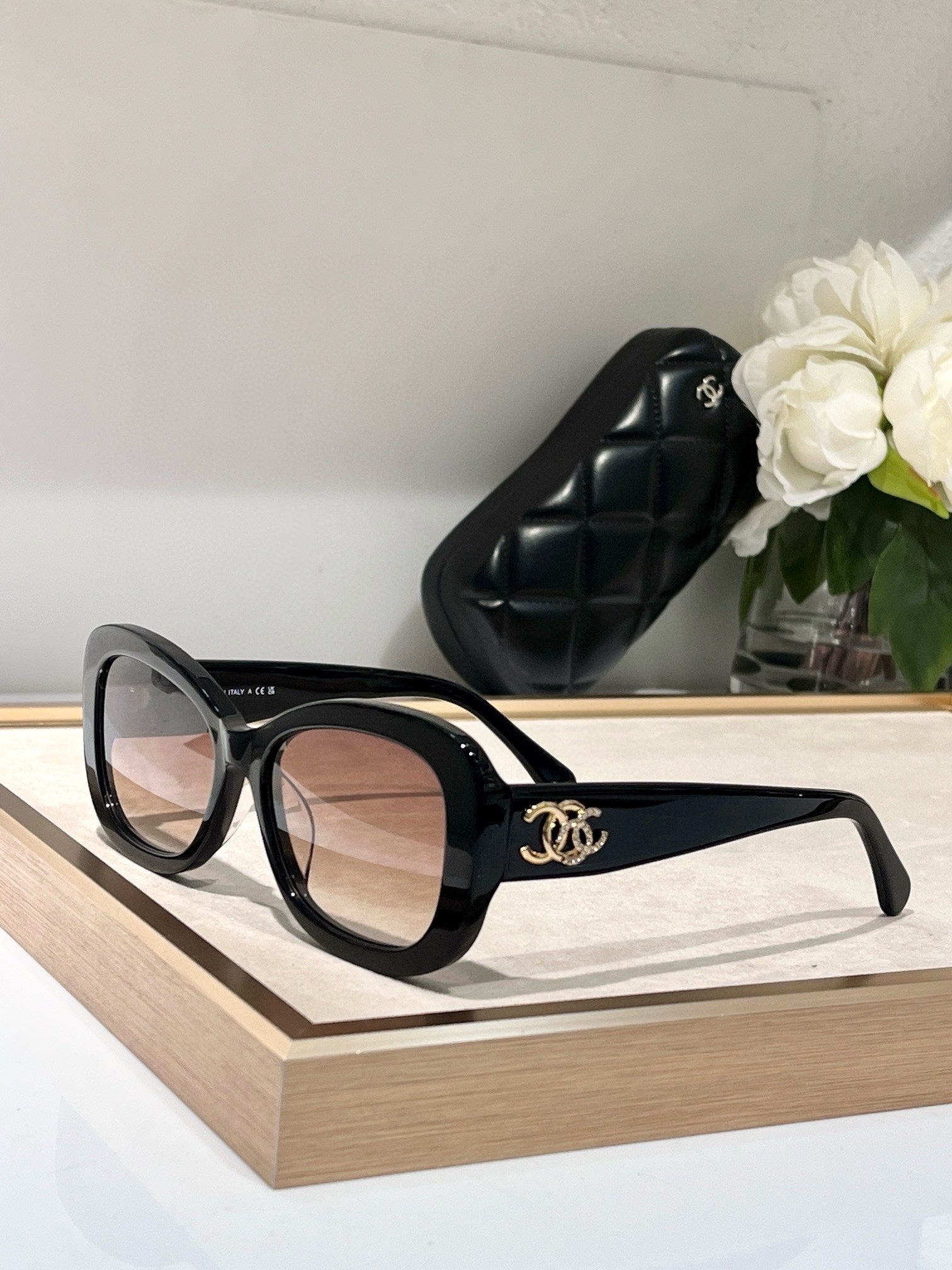CHANEL SQUARE SUNGLASSES CH5468B IN ACETATE EMBOSSED DIAMOND