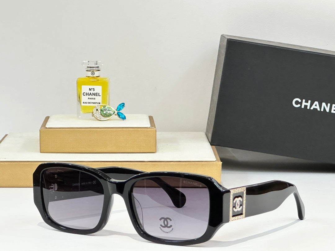 CHANEL RECTANGULAR SUNGLASSES CH4366 IN ACETATE EMBOSSED CRYSTAL