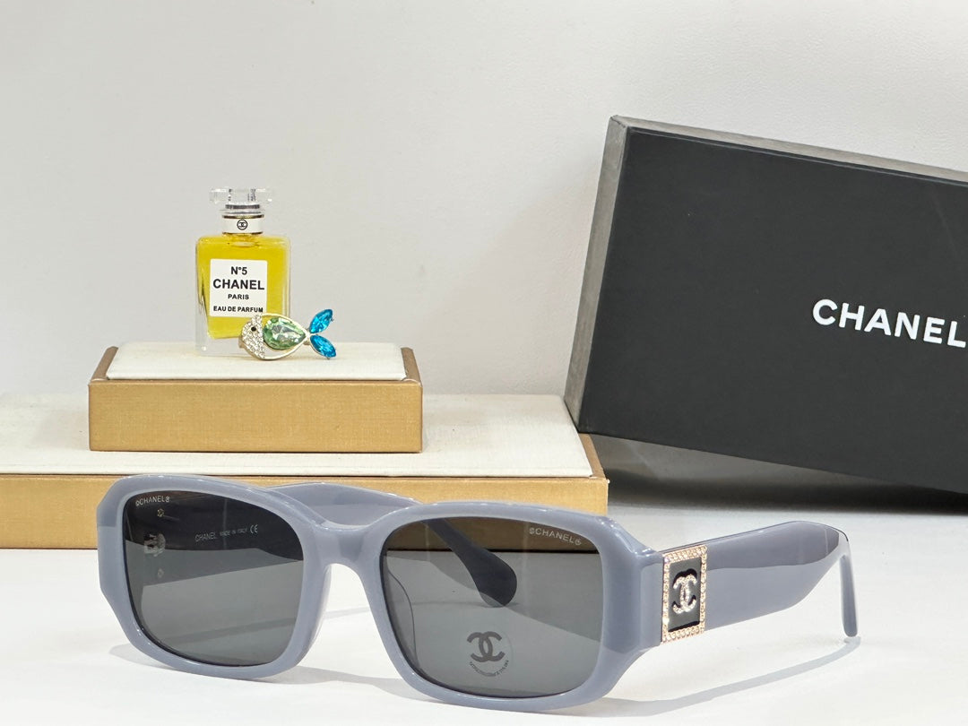 CHANEL RECTANGULAR SUNGLASSES CH4366 IN ACETATE EMBOSSED CRYSTAL
