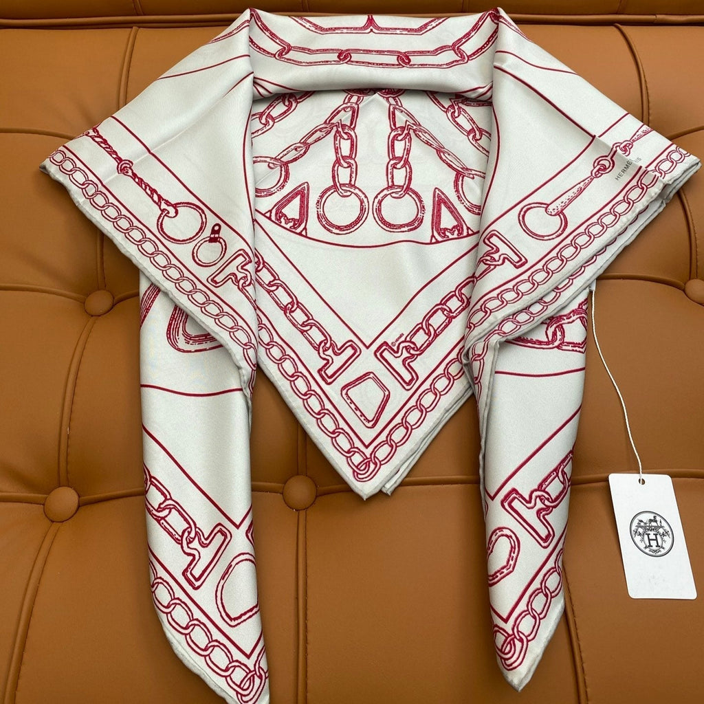 HERMES HERMES 25S SCARF 90 IN SILK 703665