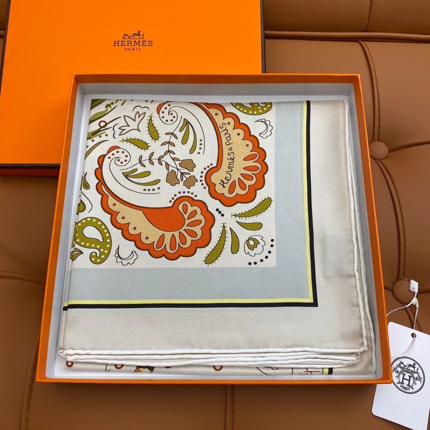 HERMES HERMES 25S SCARF 90 IN SILK 703672