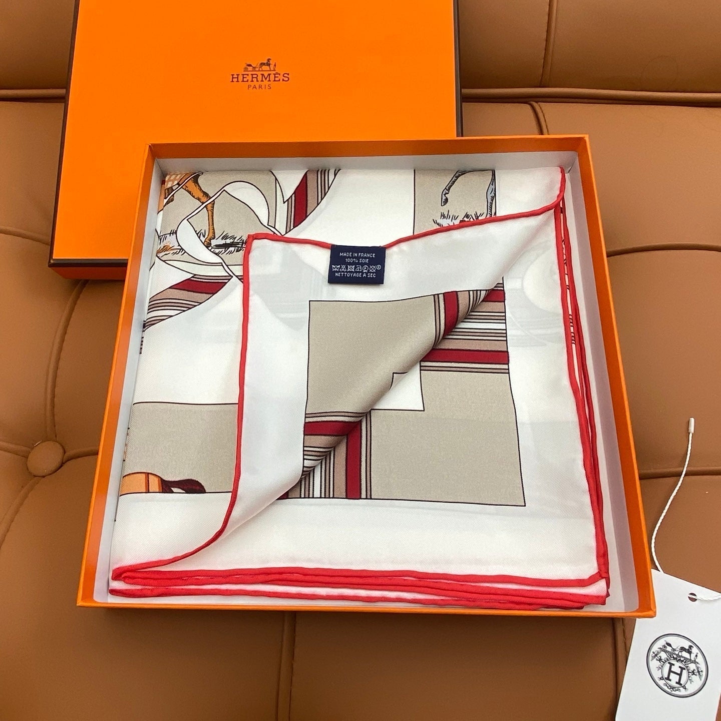 HERMES HERMES 25S SCARF 90 IN SILK 703709